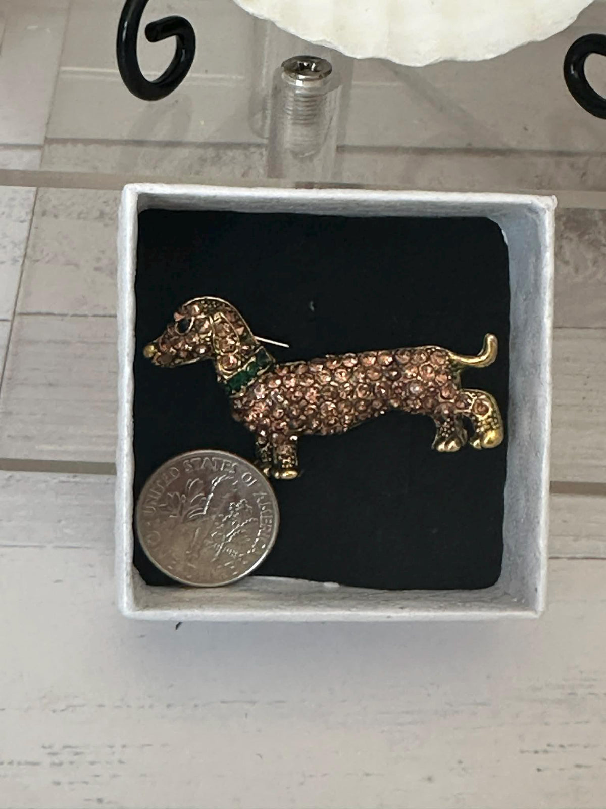 Dashshund Brooch