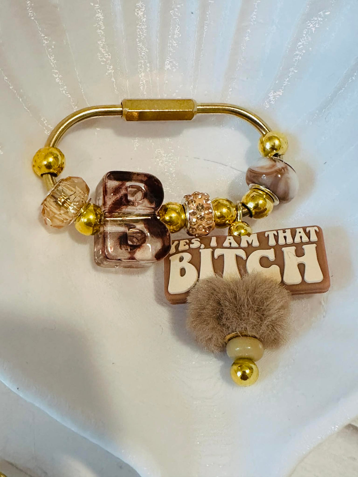 Yes i'm That Bitch Carabiner with Leopard Letter