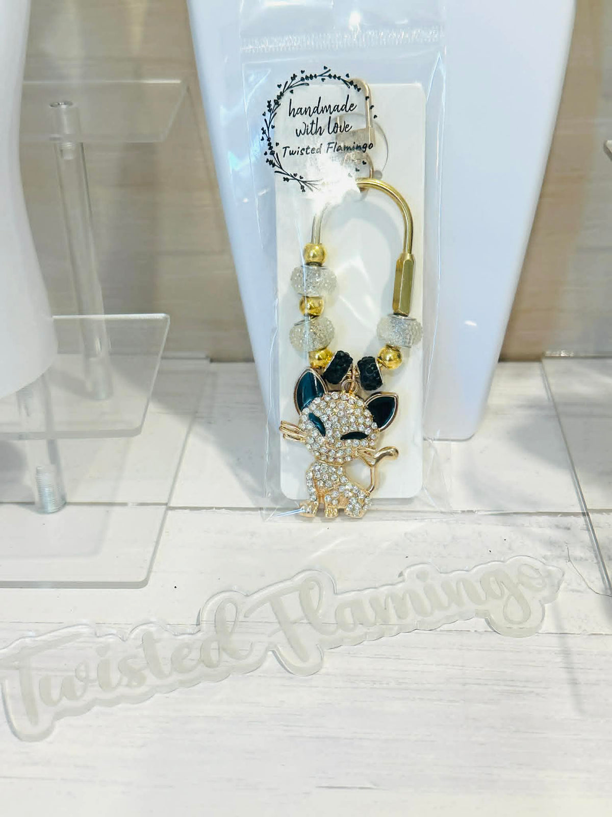 Cat Carabiner
