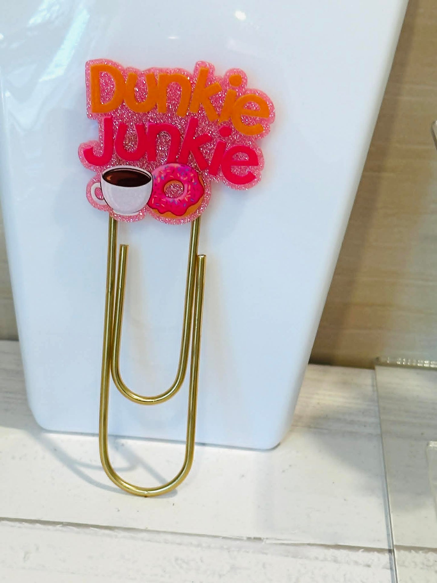 Dunkin Jumbo Paperclip