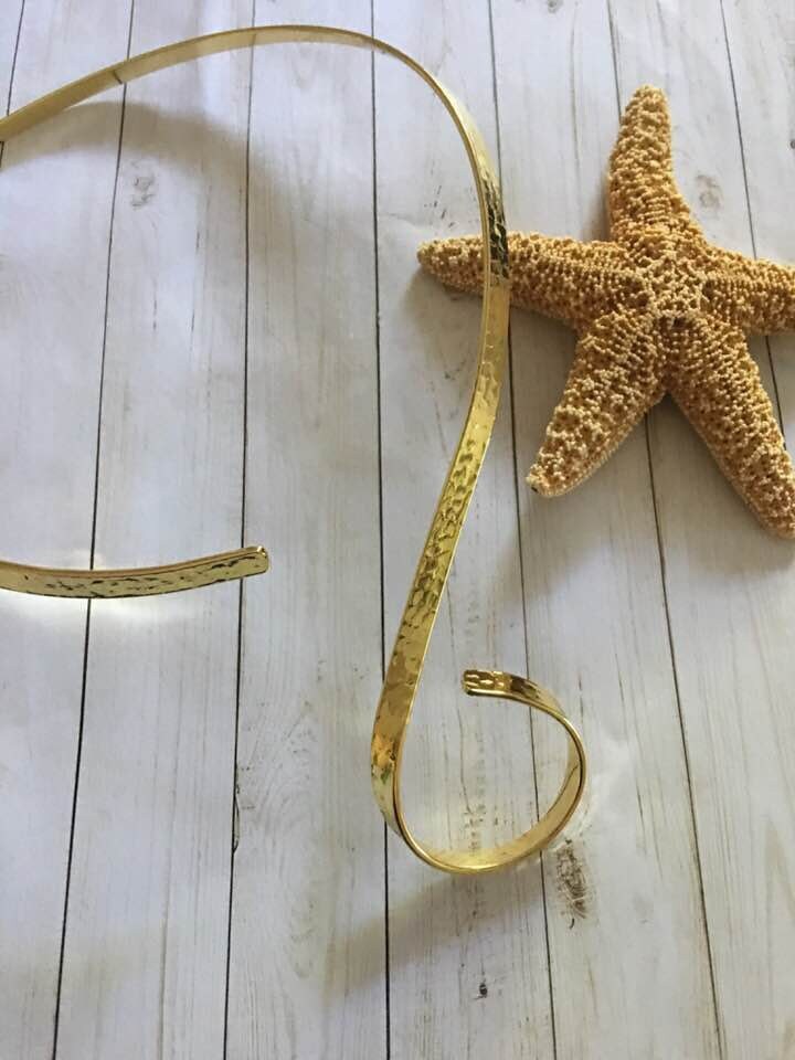 S Spiral Gold Choker