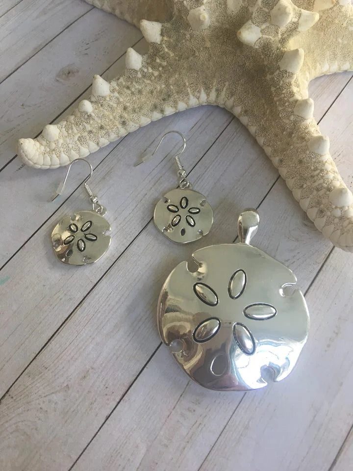 Sand Dollar Pendant Set