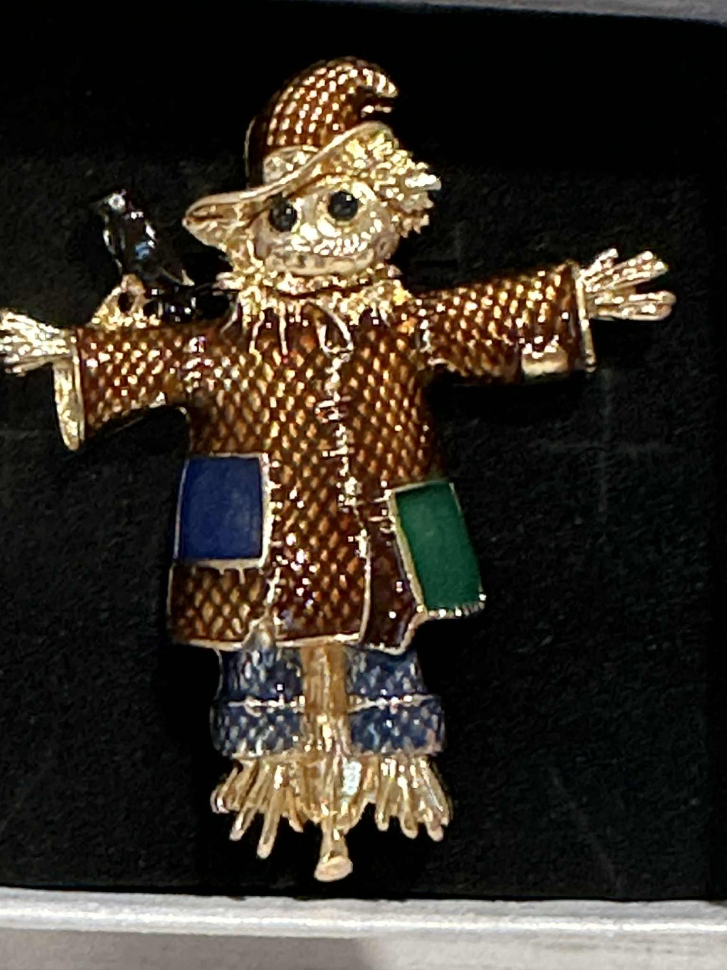 Scarecrow Brooch