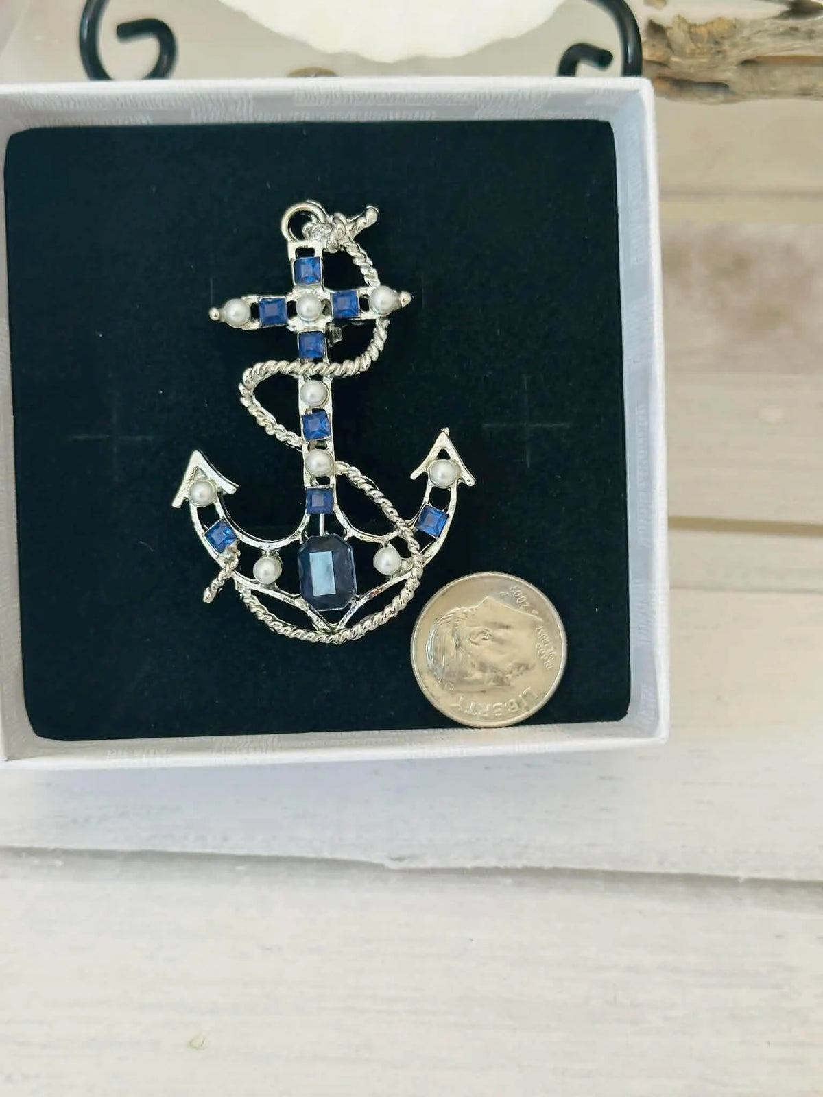 Anchor Brooch