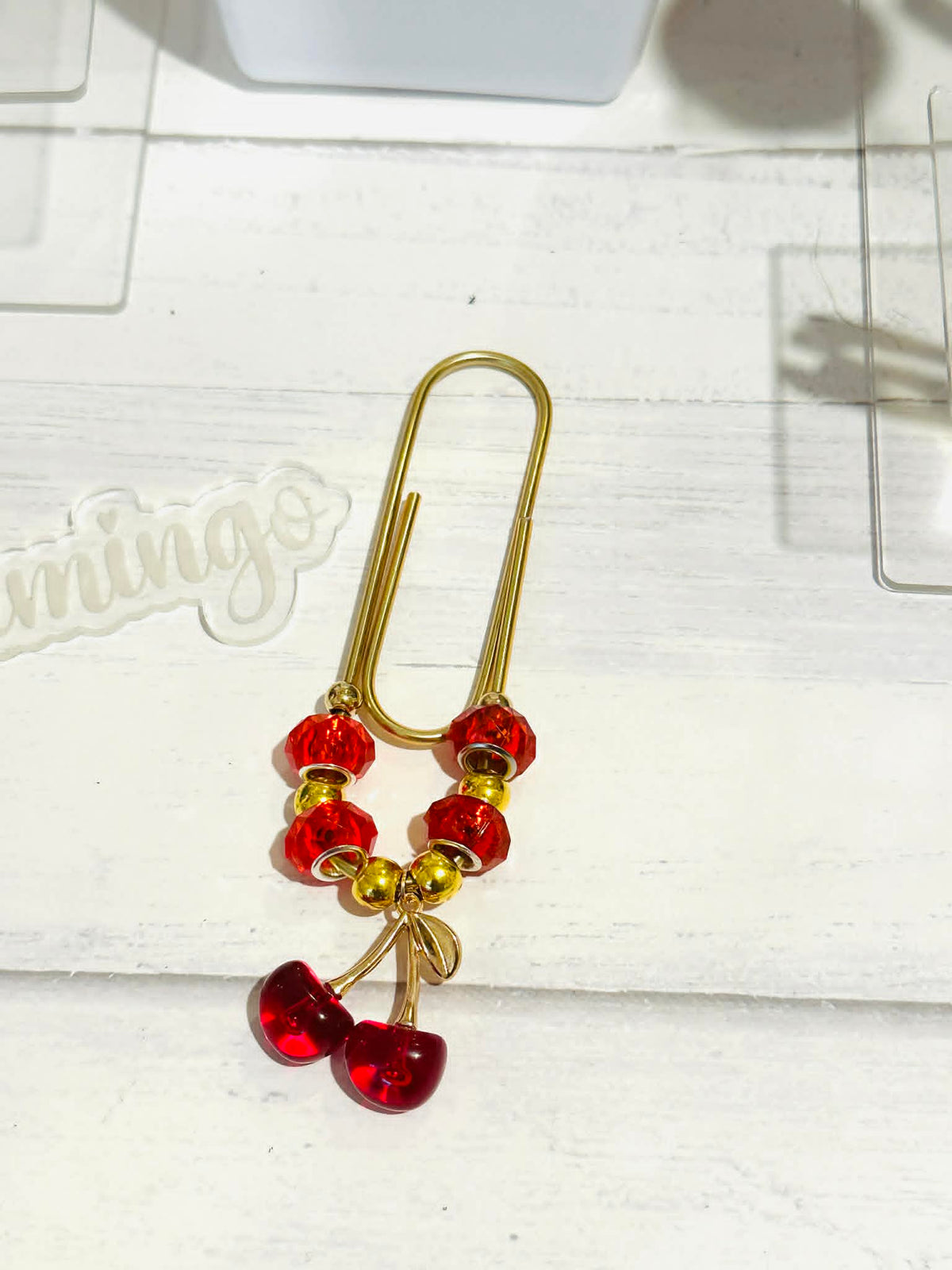 Jumbo Cherry Paperclip